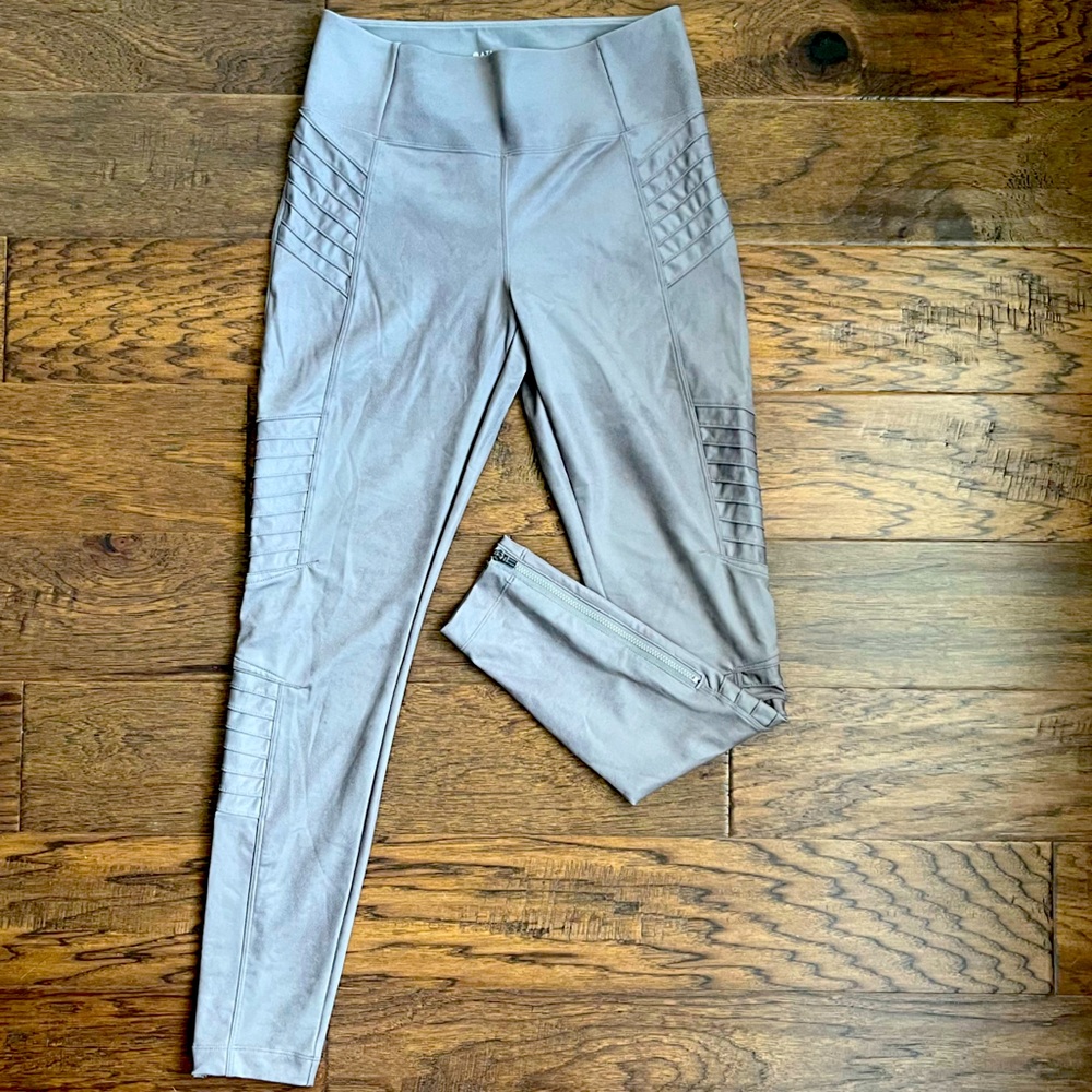Women’s Athleta moto pants